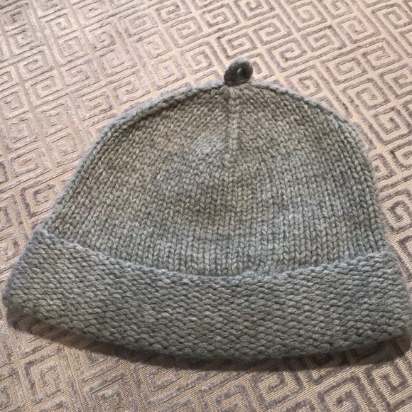 gray cashmere hat